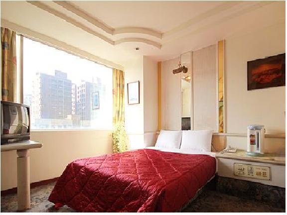 Broadway Hotel Taichung Exterior foto